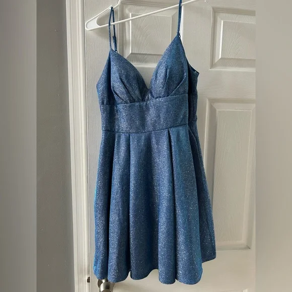 B Darlin | Dresses | Juniors Size 9 Homecomingcocktail Dress | Poshmark
